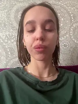 Snapshot of SandraTucker chatting on February 26, 2026, 6:12 am SandraTucker online show from February 26, 2026, 6:12 am