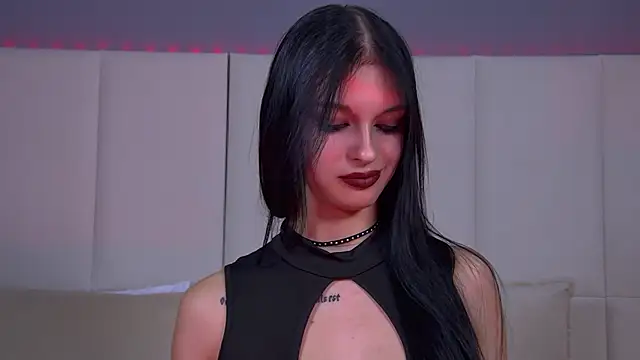 Snapshot of BeverlyMost chatting on February 9, 2025, 3:43 am BeverlyMost online show from February 9, 2025, 3:43 am