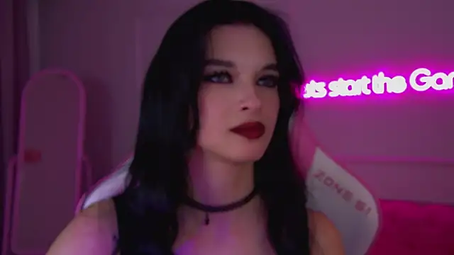 Snapshot of BeverlyMost chatting on March 20, 2025, 1:35 am BeverlyMost online show from March 20, 2025, 1:35 am