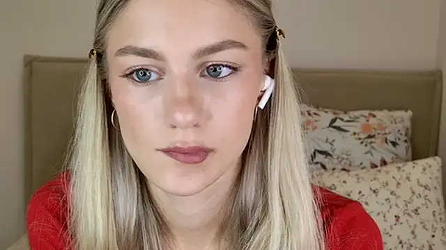 GabriellaOlsen online show from September 25, 2025, 9:13 am