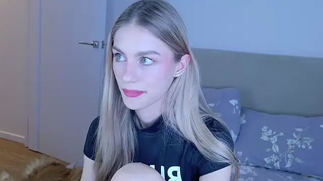 GabriellaOlsen online show from November 29, 2025, 6:22 pm