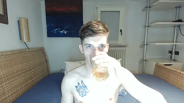 Snapshot of SurrealZ chatting on January 21, 2025, 12:29 pm SurrealZ online show from January 21, 2025, 12:29 pm