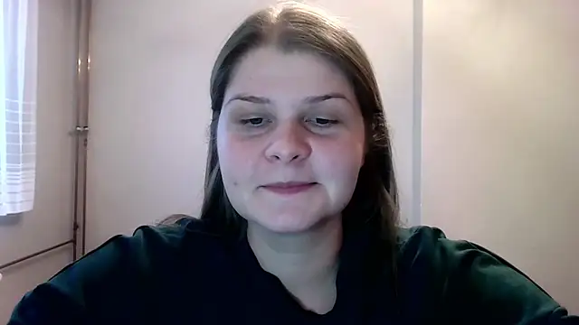lovexCaroline online show from January 23, 2025, 2:39 pm