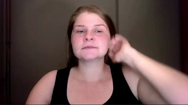 lovexCaroline online show from September 8, 2025, 8:41 pm