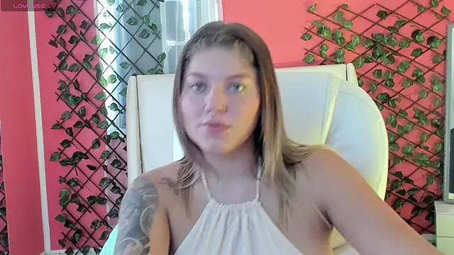 alaia greyy online show from June 11, 2026, 12:58 pm