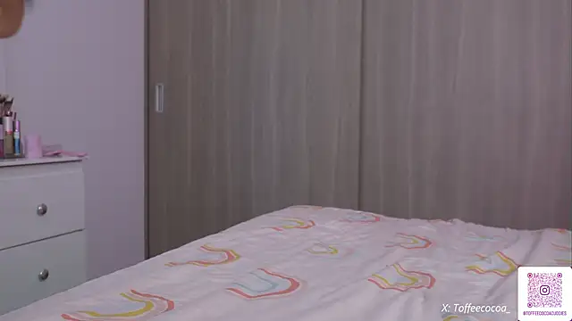 Snapshot of sophi_lii chatting on October 2, 2025, 5:31 pm sophi lii online show from October 2, 2025, 5:31 pm