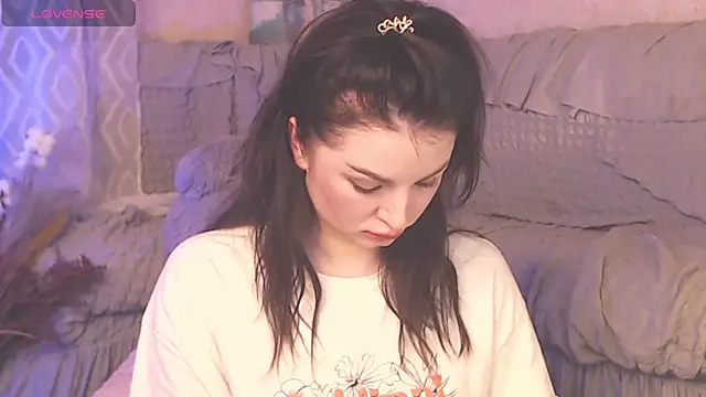 Snapshot of BritneyBarker chatting on December 12, 2024, 5:42 am BritneyBarker online show from December 12, 2024, 5:42 am
