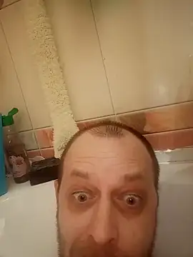 Snapshot of MaxDevilWhite chatting on February 1, 2025, 2:58 am MaxDevilWhite online show from February 1, 2025, 2:58 am