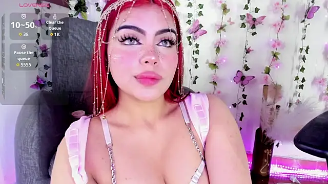 saray  jones online show from April 28, 2026, 4:34 pm