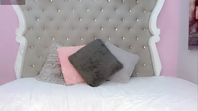 CamiiGarcia online show from March 11, 2025, 5:46 pm