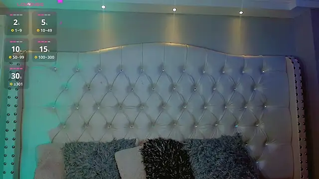 CamiiGarcia online show from September 29, 2025, 8:02 pm