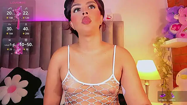 CamiiGarcia online show from October 5, 2025, 7:45 pm