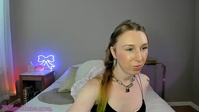 Snapshot of StarDuvall chatting on March 25, 2026, 8:37 pm StarDuvall online show from March 25, 2026, 8:37 pm