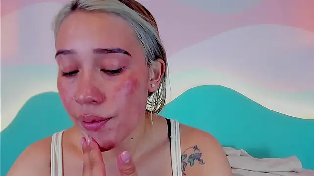 Lannajansen online show from October 30, 2025, 3:35 pm