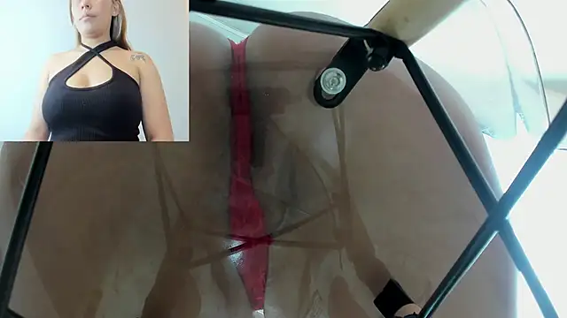 Lannajansen online show from November 7, 2025, 1:33 pm