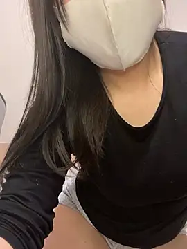 Snapshot of anchan69 chatting on March 21, 2025, 10:17 am anchan69 online show from March 21, 2025, 10:17 am