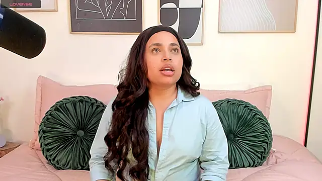 RachelRusso online show from February 21, 2025, 3:56 am