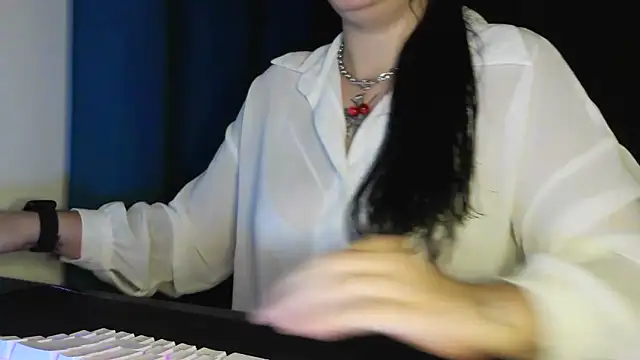 Snapshot of bunnyfox420 chatting on November 18, 2025, 7:29 pm bunnyfox420 online show from November 18, 2025, 7:29 pm