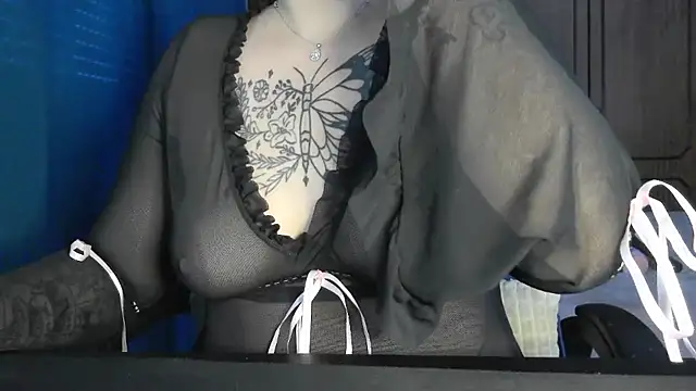 Snapshot of bunnyfox420 chatting on December 5, 2025, 5:09 pm bunnyfox420 online show from December 5, 2025, 5:09 pm