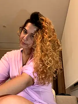 Snapshot of Riverdonttgo chatting on October 20, 2025, 10:32 pm Riverdonttgo online show from October 20, 2025, 10:32 pm