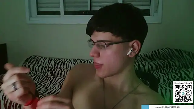 Snapshot of vitorsafado19 chatting on October 22, 2025, 1:28 am vitorsafado19 online show from October 22, 2025, 1:28 am