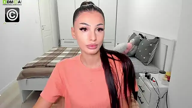 HelenShawn online show from November 11, 2025, 8:31 pm