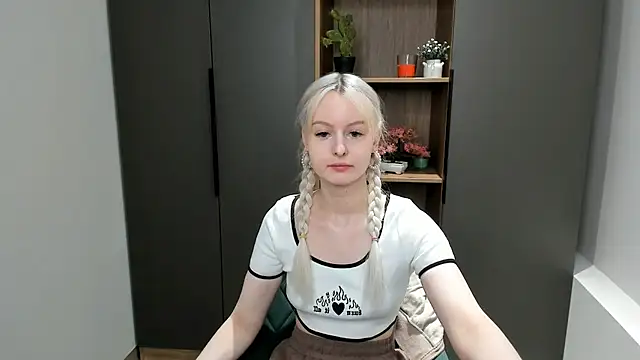 MaydaBunton online show from January 31, 2025, 6:35 am