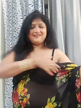 horny lizia online show from May 4, 2026, 5:42 pm