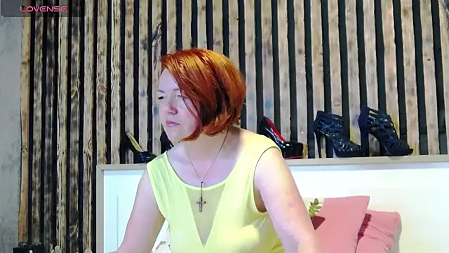 Alis Lovi online show from June 6, 2026, 1:11 am