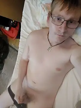 Arttuforyounakedboy online show from March 23, 2026, 1:37 pm