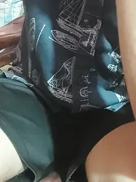 Snapshot of Extrembox5 chatting on October 26, 2025, 3:34 am Extrembox5 online show from October 26, 2025, 3:34 am