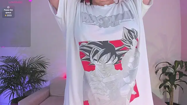 Hannah Jonhson online show from November 25, 2025, 10:54 pm