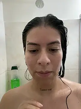 Hannah Jonhson online show from June 21, 2026, 11:29 pm