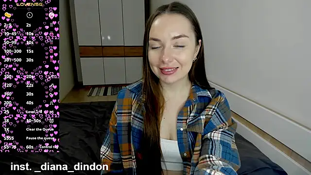 Snapshot of EllieGirlKiss chatting on March 17, 2025, 3:14 am EllieGirlKiss online show from March 17, 2025, 3:14 am