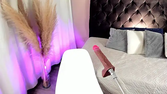 Snapshot of aniie_west chatting on September 30, 2025, 1:49 pm aniie west online show from September 30, 2025, 1:49 pm