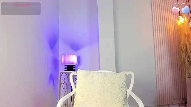 alana rossetti online show from June 20, 2026, 12:08 pm