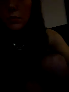 Hornyamy026 online show from November 13, 2025, 9:25 pm