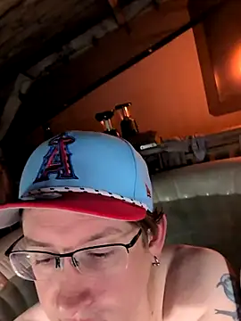 YourNotMySupervisor online show from November 27, 2025, 6:37 am