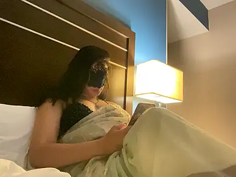 desiiiinigal online show from August 6, 2026, 9:44 am