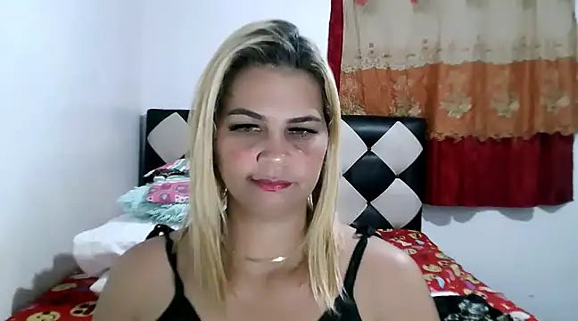 Patricia105 online show from February 8, 2025, 2:15 am