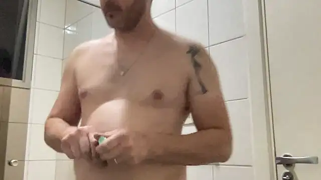 Taurino gostoso online show from September 9, 2025, 9:47 pm