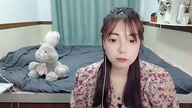 Snapshot of Song_99 chatting on February 10, 2025, 4:04 pm Song 99 online show from February 10, 2025, 4:04 pm