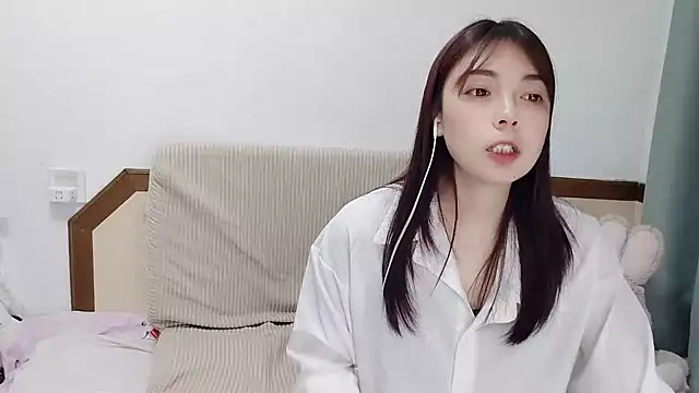 Snapshot of Song_99 chatting on February 25, 2025, 5:47 pm Song 99 online show from February 25, 2025, 5:47 pm