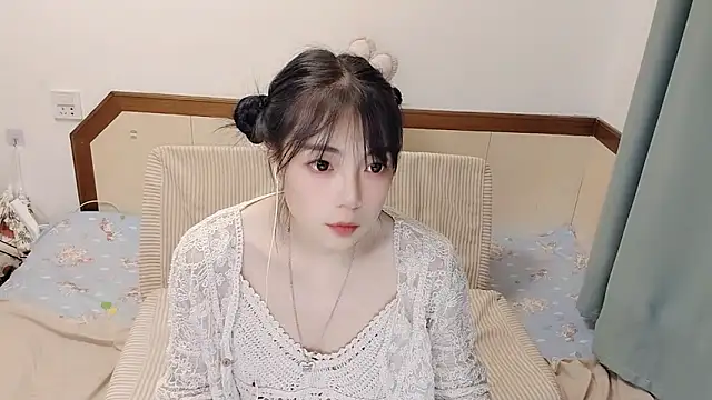 Snapshot of Song_99 chatting on March 21, 2025, 1:45 pm Song 99 online show from March 21, 2025, 1:45 pm