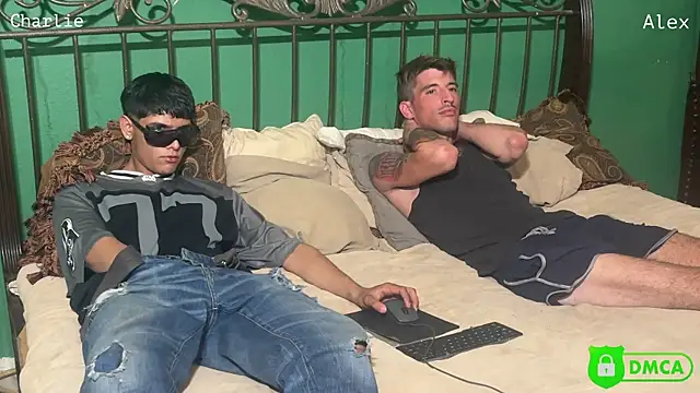 Snapshot of badrolemodelx chatting on March 12, 2026, 9:59 am badrolemodelx online show from March 12, 2026, 9:59 am