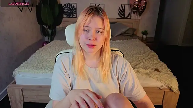 Amy Kimberlly online show from March 8, 2026, 2:04 am