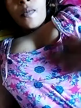 Snapshot of Simrandeshipp chatting on February 9, 2025, 7:38 am Simrandeshipp online show from February 9, 2025, 7:38 am