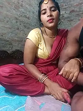 Snapshot of Simrandeshipp chatting on March 2, 2025, 4:32 pm Simrandeshipp online show from March 2, 2025, 4:32 pm