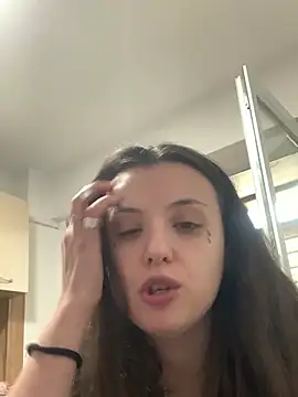 bunnythetailor online show from May 10, 2026, 5:56 am