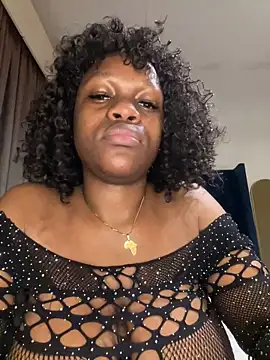 Snapshot of Boneca25 chatting on February 28, 2025, 9:44 pm Boneca25 online show from February 28, 2025, 9:44 pm